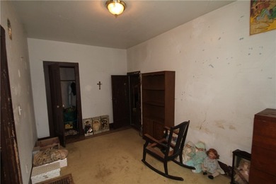 Victorian Canalfront Potential: 12621 Presbyterian Road Nestled - photo 31