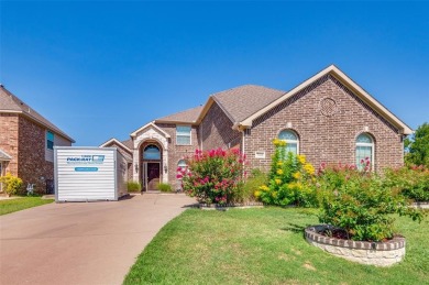 Joe Pool Lake Home For Sale in Grand Prairie Texas