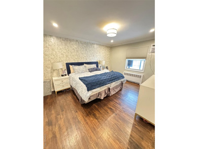 Private entrance beautiful garden apartment on first floor with - photo 9