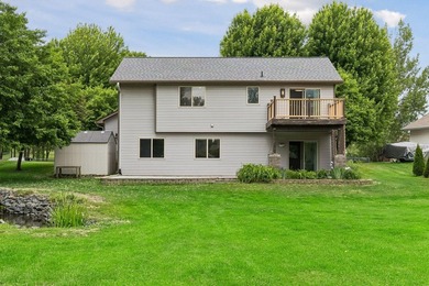 Welcome to 680 Lois Lane in Lino Lakes, MN. A 4-bedroom, 2-bath - photo 41