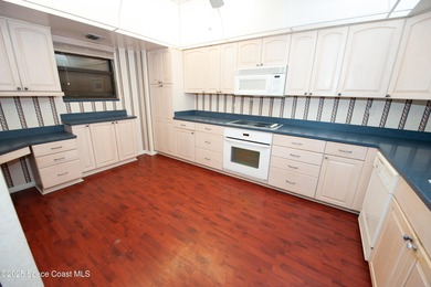 MOTIVATED SELLERS! BRING OFFERS! Live were others vacation! This - photo 43