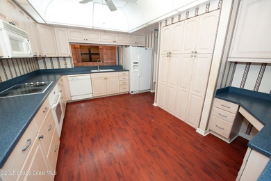 MOTIVATED SELLERS! BRING OFFERS! Live were others vacation! This - photo 44