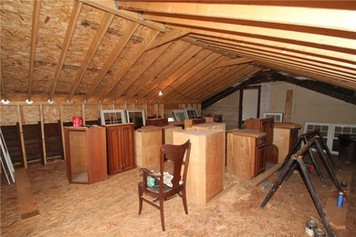 Victorian Canalfront Potential: 12621 Presbyterian Road Nestled - photo 45
