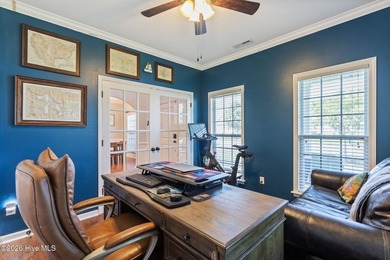 Welcome to this beautifully maintained home, perfectly situated - photo 12