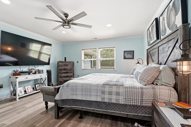 Welcome to the private community of Island Green, located in the - photo 16