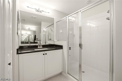Beautiful, updated golf condo that has all newer furnishings and - photo 17