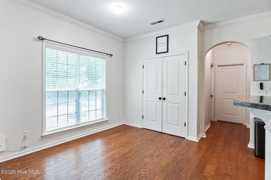 Welcome to this beautifully maintained home, perfectly situated - photo 22