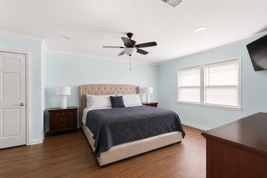 Welcome to the private community of Island Green, located in the - photo 28