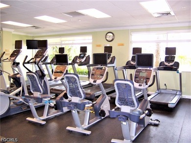 Beautiful, updated golf condo that has all newer furnishings and - photo 34