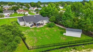 Welcome to the private community of Island Green, located in the - photo 36