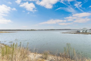 Stunning lakefront opportunity on Lake Brownwood. This beautiful - photo 5
