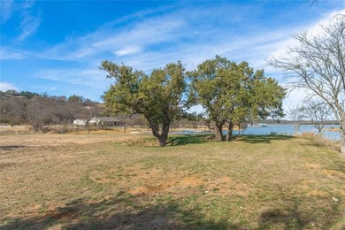 Stunning lakefront opportunity on Lake Brownwood. This beautiful - photo 6