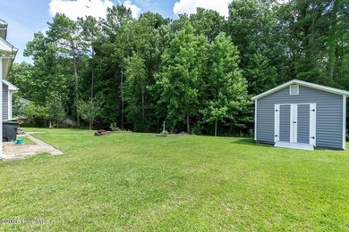 Welcome to this beautifully maintained home, perfectly situated - photo 50