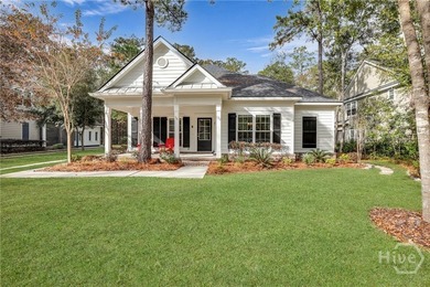Welcome to this charming single-level Craftsman cottage in the - photo 4