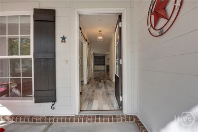 Welcome to this charming single-level Craftsman cottage in the - photo 9