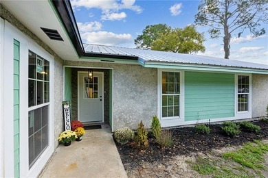 Discover your new home! This beautifully remodeled 2-bedroom - photo 4