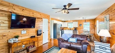 COZY COTTAGE + TURN-KEY LAKE RENTAL + LAKE LIFE!! Nestled just - photo 11