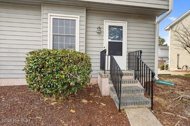 Experience low maintenance living in the heart of New Bern with - photo 3