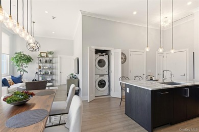 GLEN COVE -This bright two-bedroom, two-bathroom home features - photo 9