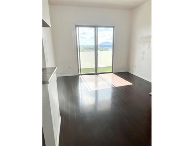 LOCATION! LOCATION! LOCATION! PRICED TO SELL!! MOTIVATED SELLER!