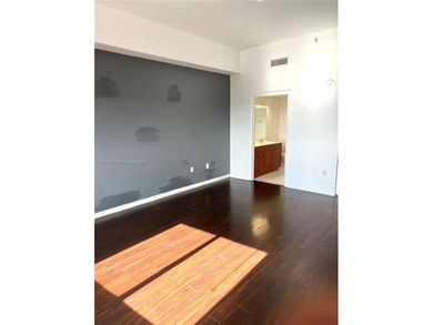 LOCATION! LOCATION! LOCATION! PRICED TO SELL!! MOTIVATED SELLER!