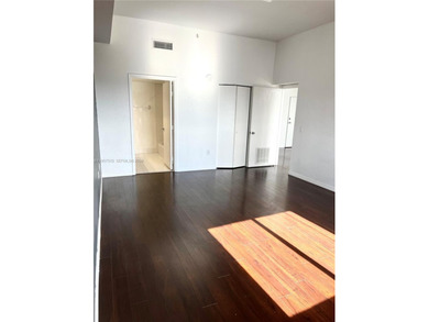 LOCATION! LOCATION! LOCATION! PRICED TO SELL!! MOTIVATED SELLER!