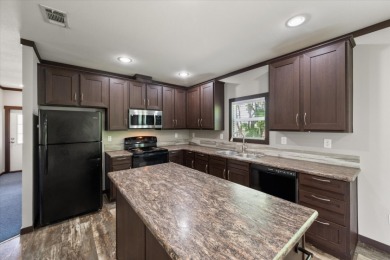 Well Maintained Manufactured home at RC LAKE! - photo 20