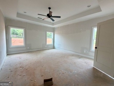 Welcome to the Whitshire floor plan built by Trademark Quality - photo 8