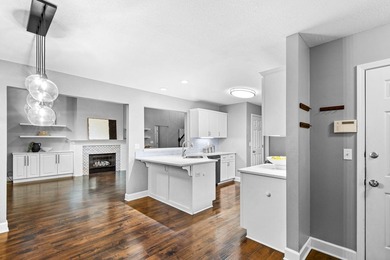 Welcome to 320 Branch Hill Park, where traditional charm meets - photo 12
