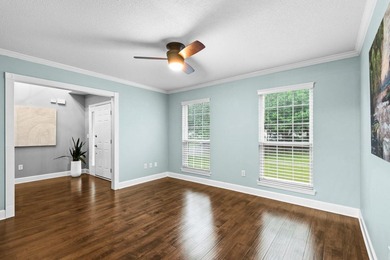 Welcome to 320 Branch Hill Park, where traditional charm meets - photo 21