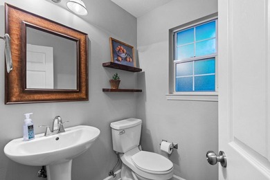Welcome to 320 Branch Hill Park, where traditional charm meets - photo 23