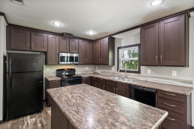 Well Maintained Manufactured home at RC LAKE! - photo 23