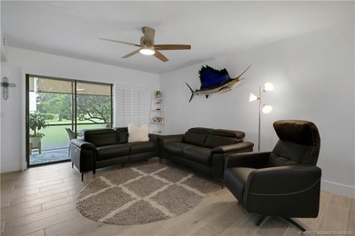 Gorgeous! Completely updated 2 BD, 2BA 1ST Floor, corner unit in - photo 13