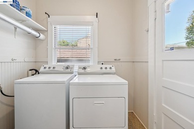 Alameda craftsman home with a history dating back to the early - photo 21