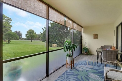 Gorgeous! Completely updated 2 BD, 2BA 1ST Floor, corner unit in - photo 21