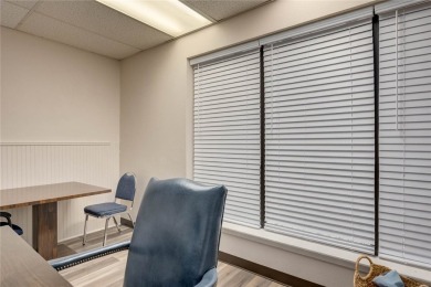 Welcome to the prestigious 700 Everhart building complex suite