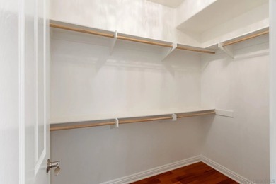 Opportunity beckons! Outstanding value for this spacious - photo 34