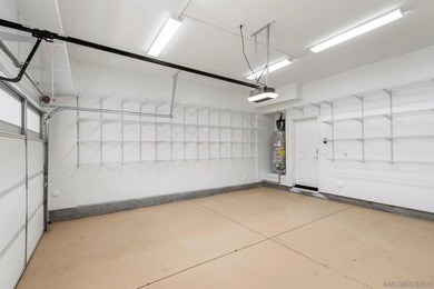 Opportunity beckons! Outstanding value for this spacious - photo 42