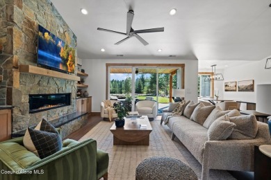 Lake Home For Sale in Sandpoint, Idaho