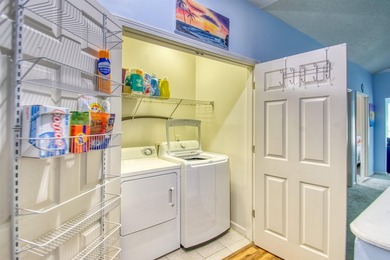 This beautiful FULLY-FURNISHED 3 bedroom 2 bath is located in - photo 19
