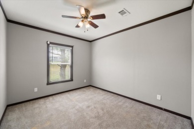 Well Maintained Manufactured home at RC LAKE! - photo 39