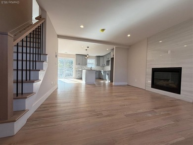 Brand-new custom Cape Cod home offering East End living with a - photo 3