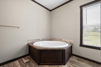 Well Maintained Manufactured home at RC LAKE! - photo 35