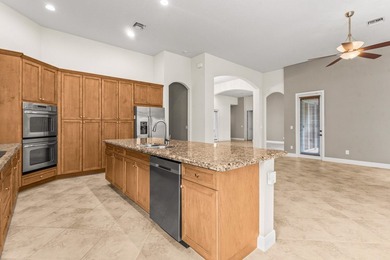 Welcome to this beautifully maintained 4-bedroom, 3-bathroom - photo 9