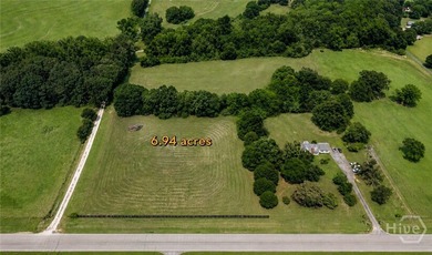 If you're looking for the perfect blend of open pasture and - photo 2