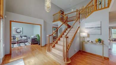 Amazing Stonebridge home on the Golf Course with full finished - photo 3