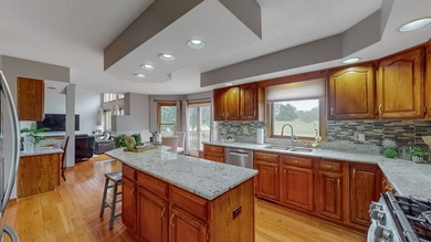 Amazing Stonebridge home on the Golf Course with full finished - photo 10