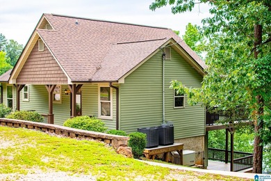 Additional listing photo 3