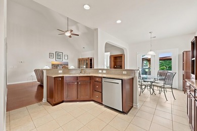 Welcome to this beautifully designed 4 bedrooms, 3.5 bathrooms - photo 12