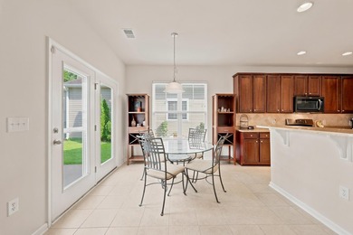 Welcome to this beautifully designed 4 bedrooms, 3.5 bathrooms - photo 15